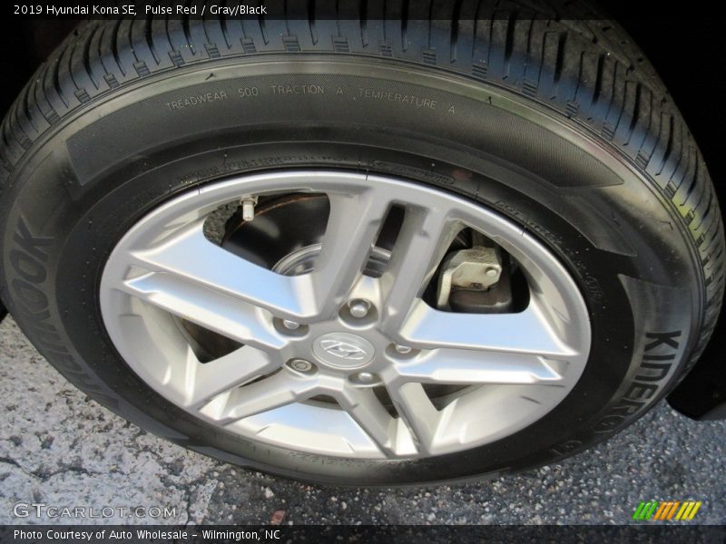 Pulse Red / Gray/Black 2019 Hyundai Kona SE