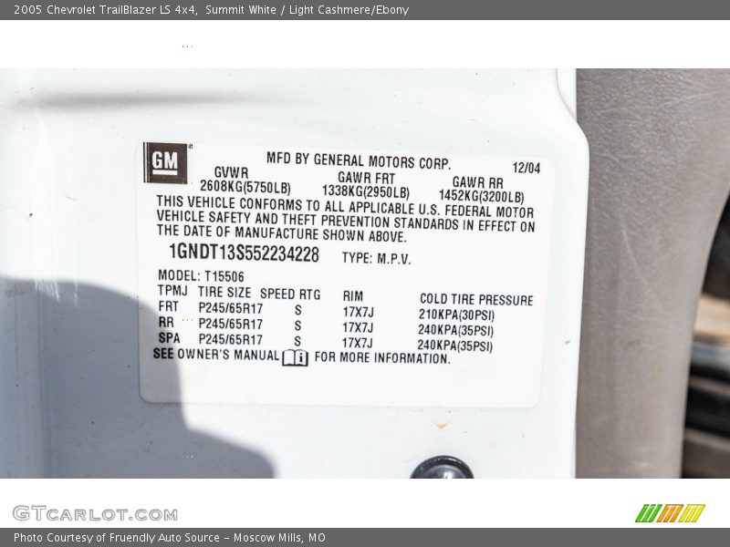 Summit White / Light Cashmere/Ebony 2005 Chevrolet TrailBlazer LS 4x4