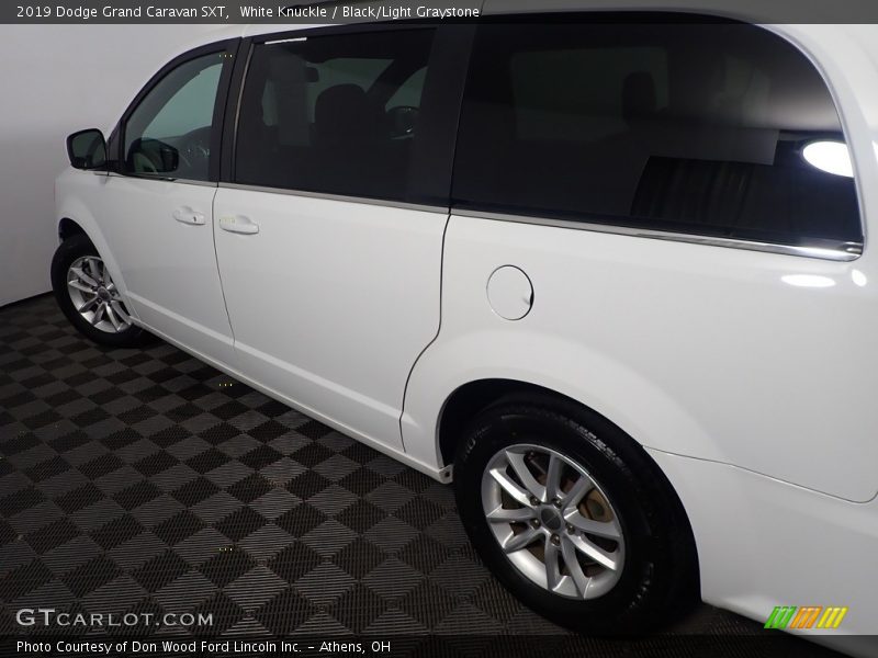 White Knuckle / Black/Light Graystone 2019 Dodge Grand Caravan SXT