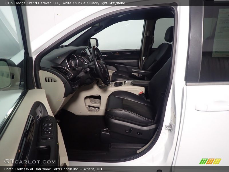 White Knuckle / Black/Light Graystone 2019 Dodge Grand Caravan SXT