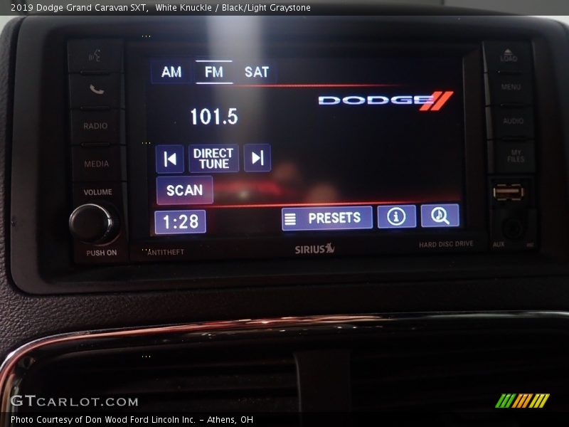 White Knuckle / Black/Light Graystone 2019 Dodge Grand Caravan SXT