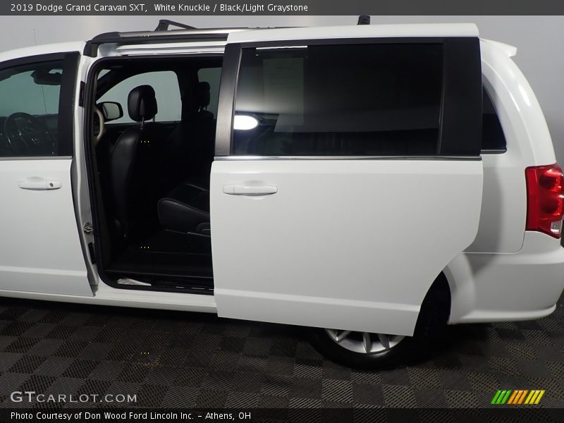 White Knuckle / Black/Light Graystone 2019 Dodge Grand Caravan SXT