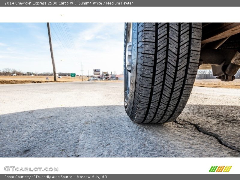 Summit White / Medium Pewter 2014 Chevrolet Express 2500 Cargo WT