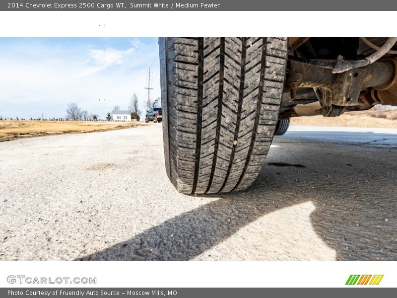 Summit White / Medium Pewter 2014 Chevrolet Express 2500 Cargo WT
