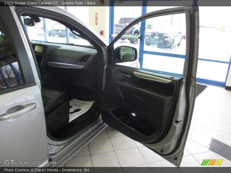 Granite Pearl / Black 2020 Dodge Grand Caravan GT
