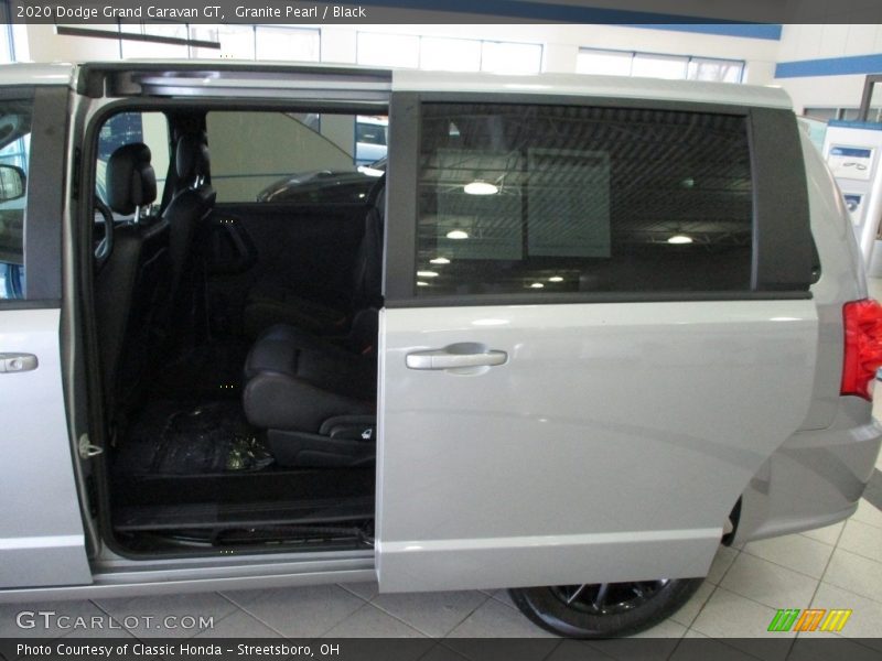 Granite Pearl / Black 2020 Dodge Grand Caravan GT