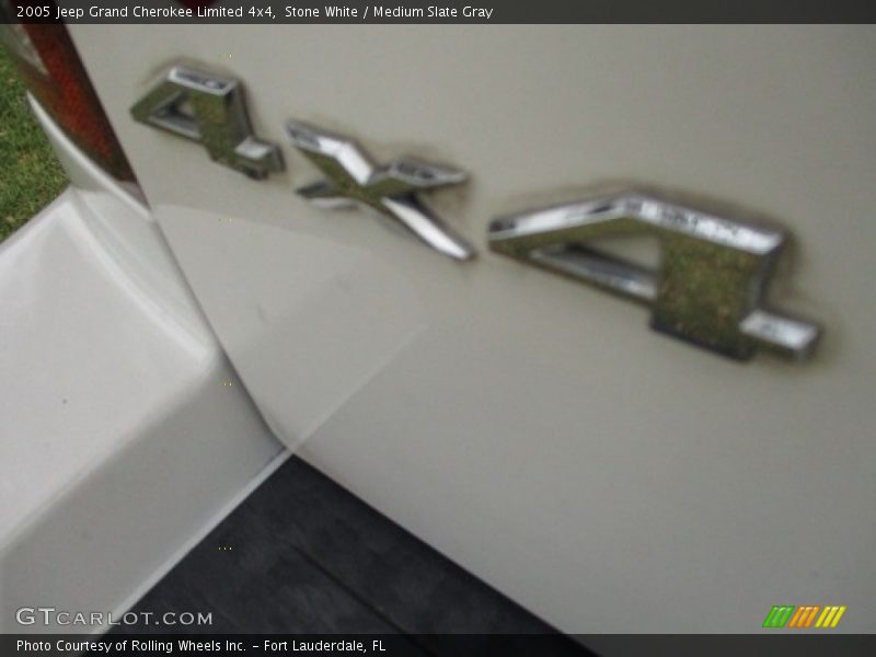 Stone White / Medium Slate Gray 2005 Jeep Grand Cherokee Limited 4x4