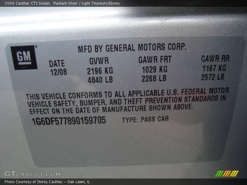 Radiant Silver / Light Titanium/Ebony 2009 Cadillac CTS Sedan