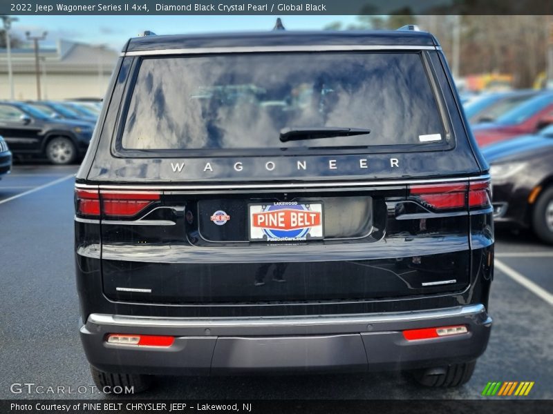 Diamond Black Crystal Pearl / Global Black 2022 Jeep Wagoneer Series II 4x4