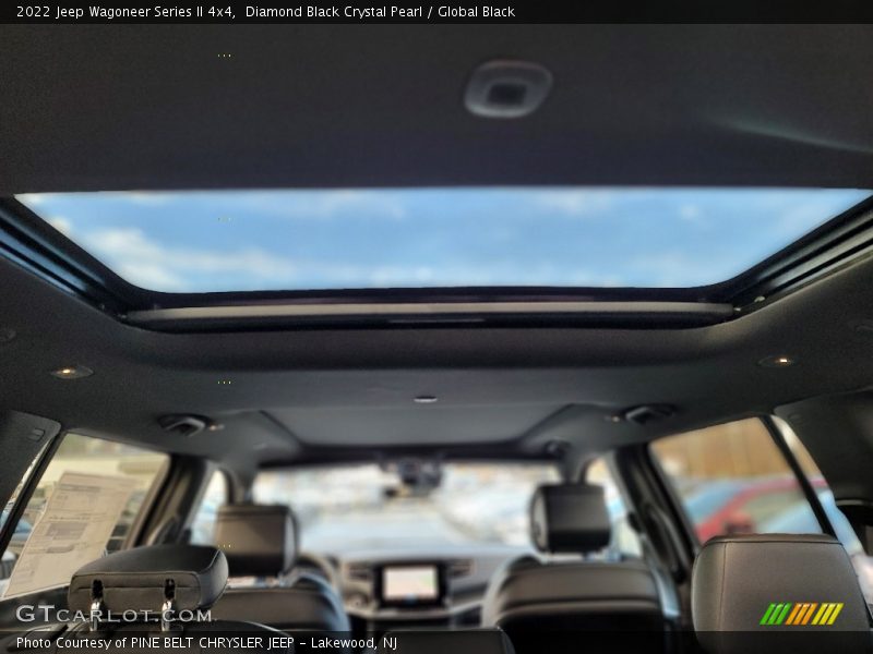 Diamond Black Crystal Pearl / Global Black 2022 Jeep Wagoneer Series II 4x4