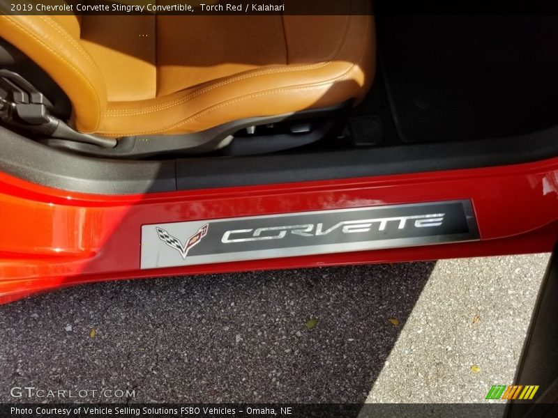 Torch Red / Kalahari 2019 Chevrolet Corvette Stingray Convertible
