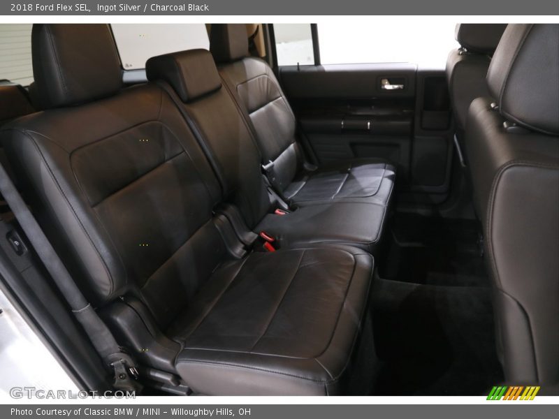 Ingot Silver / Charcoal Black 2018 Ford Flex SEL