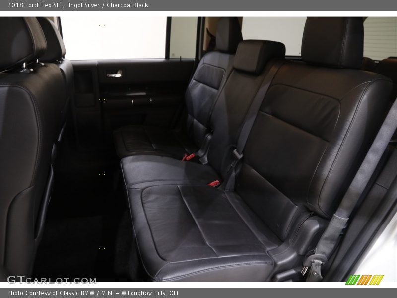 Ingot Silver / Charcoal Black 2018 Ford Flex SEL