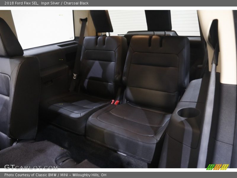 Ingot Silver / Charcoal Black 2018 Ford Flex SEL