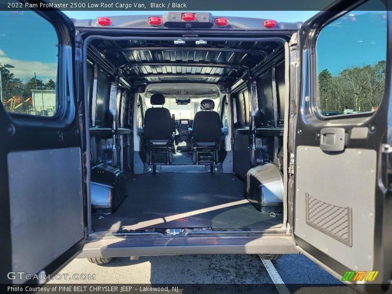  2022 ProMaster 2500 Low Roof Cargo Van Trunk