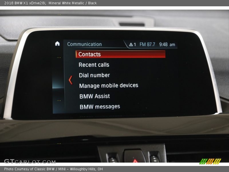 Mineral White Metallic / Black 2018 BMW X1 xDrive28i