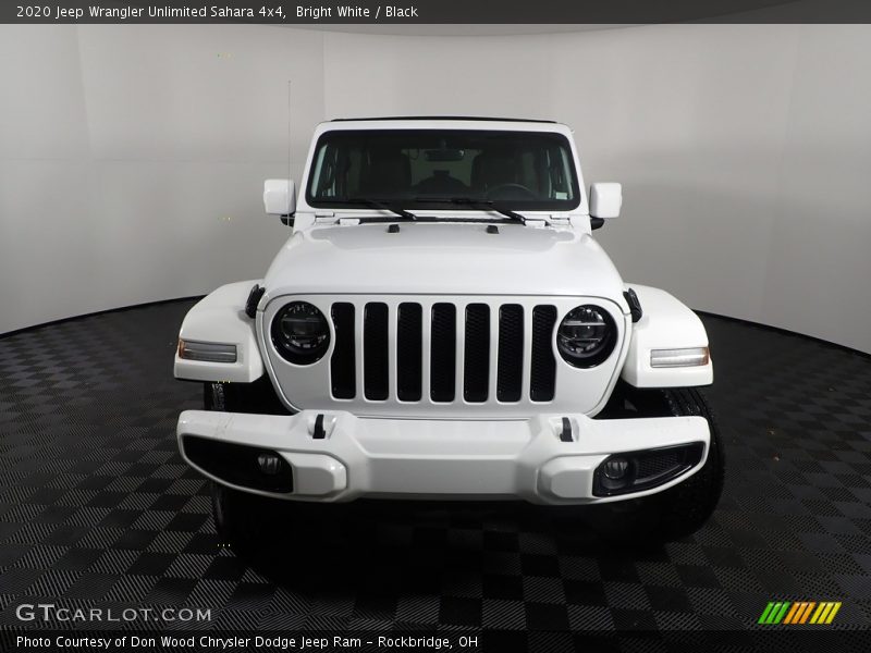Bright White / Black 2020 Jeep Wrangler Unlimited Sahara 4x4