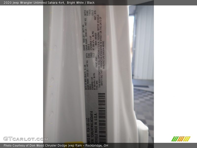 Bright White / Black 2020 Jeep Wrangler Unlimited Sahara 4x4