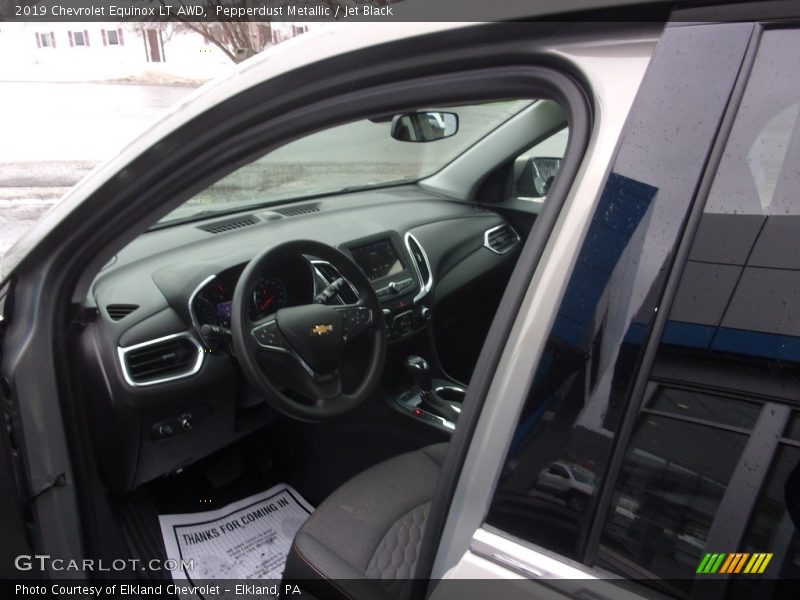 Pepperdust Metallic / Jet Black 2019 Chevrolet Equinox LT AWD