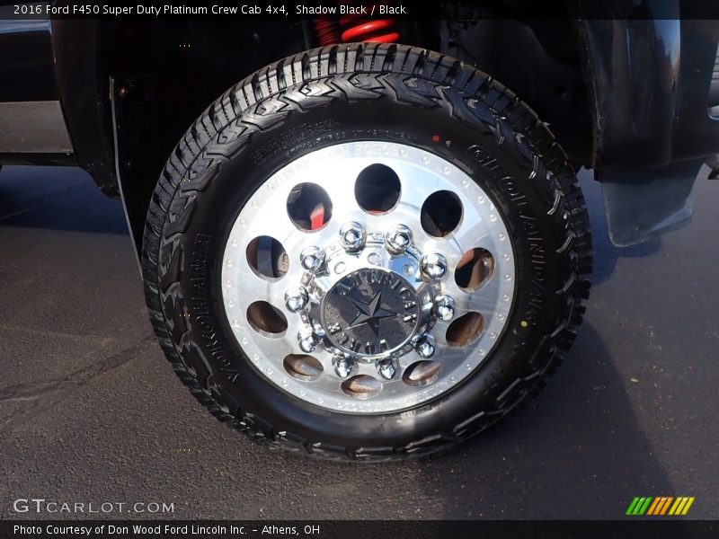 Custom Wheels of 2016 F450 Super Duty Platinum Crew Cab 4x4