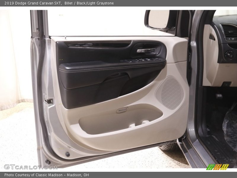 Billet / Black/Light Graystone 2019 Dodge Grand Caravan SXT