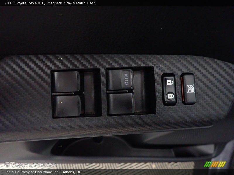 Magnetic Gray Metallic / Ash 2015 Toyota RAV4 XLE