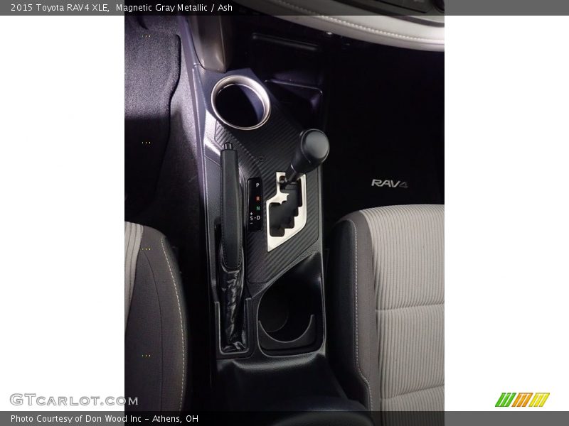 Magnetic Gray Metallic / Ash 2015 Toyota RAV4 XLE