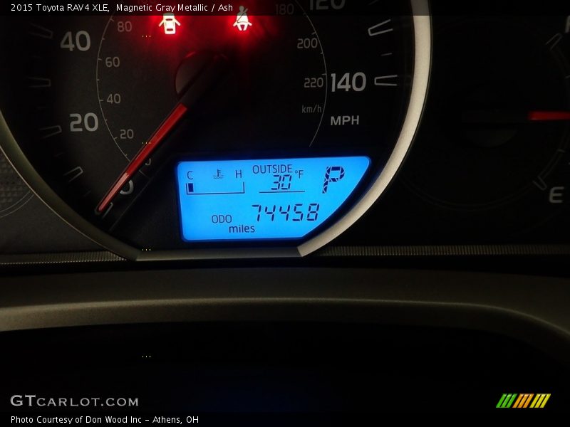 Magnetic Gray Metallic / Ash 2015 Toyota RAV4 XLE