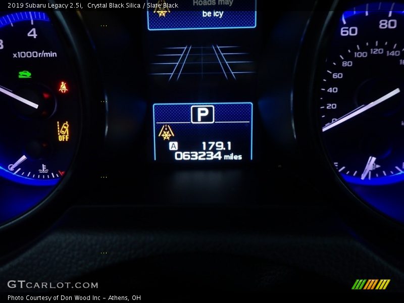 Crystal Black Silica / Slate Black 2019 Subaru Legacy 2.5i