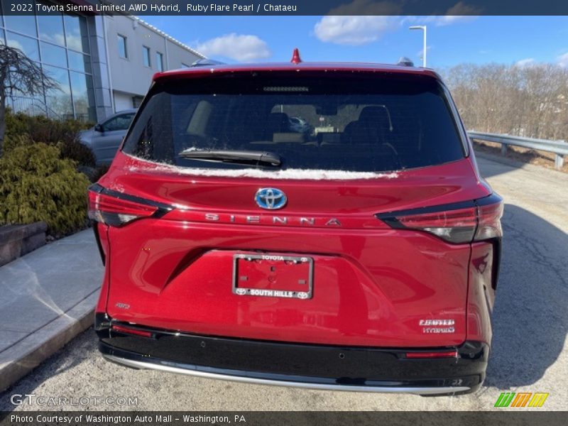 Ruby Flare Pearl / Chataeu 2022 Toyota Sienna Limited AWD Hybrid
