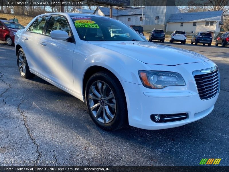  2014 300 S AWD Bright White