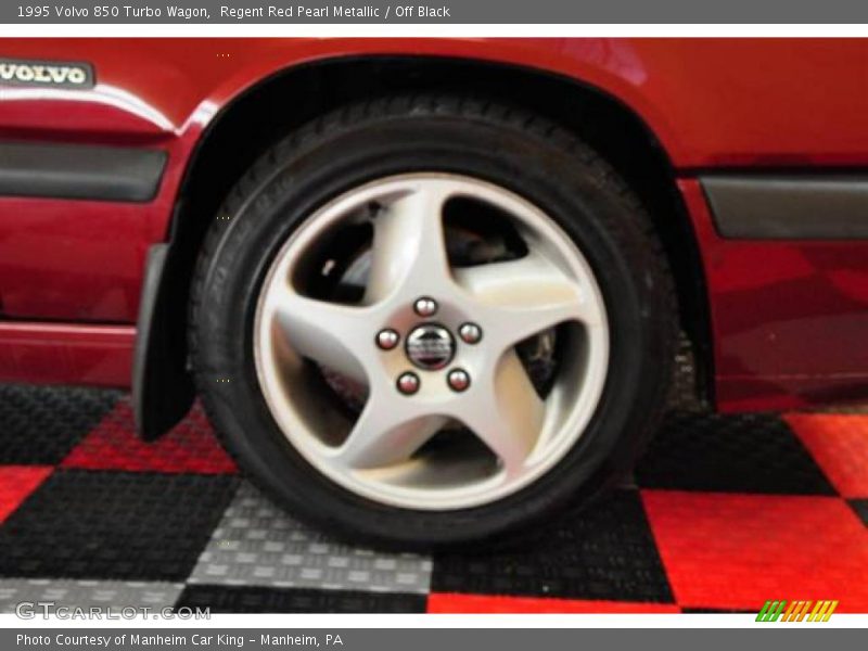 Regent Red Pearl Metallic / Off Black 1995 Volvo 850 Turbo Wagon