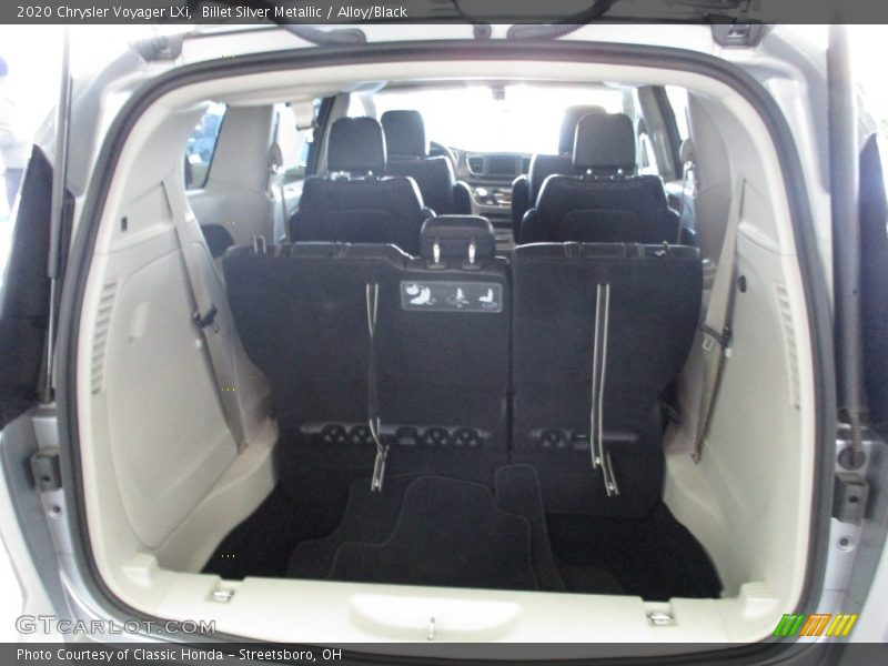 Billet Silver Metallic / Alloy/Black 2020 Chrysler Voyager LXi