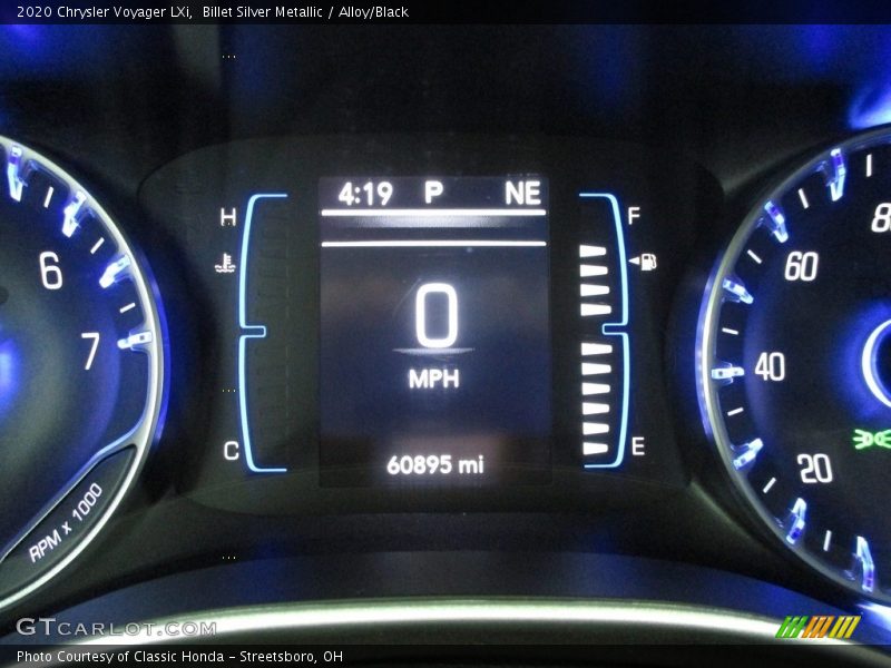 Billet Silver Metallic / Alloy/Black 2020 Chrysler Voyager LXi
