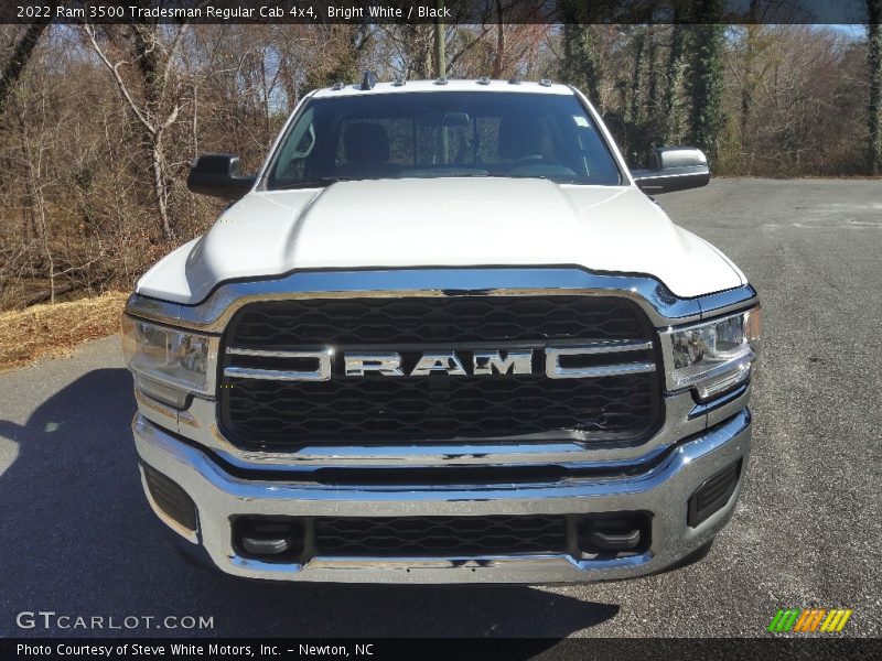 Bright White / Black 2022 Ram 3500 Tradesman Regular Cab 4x4