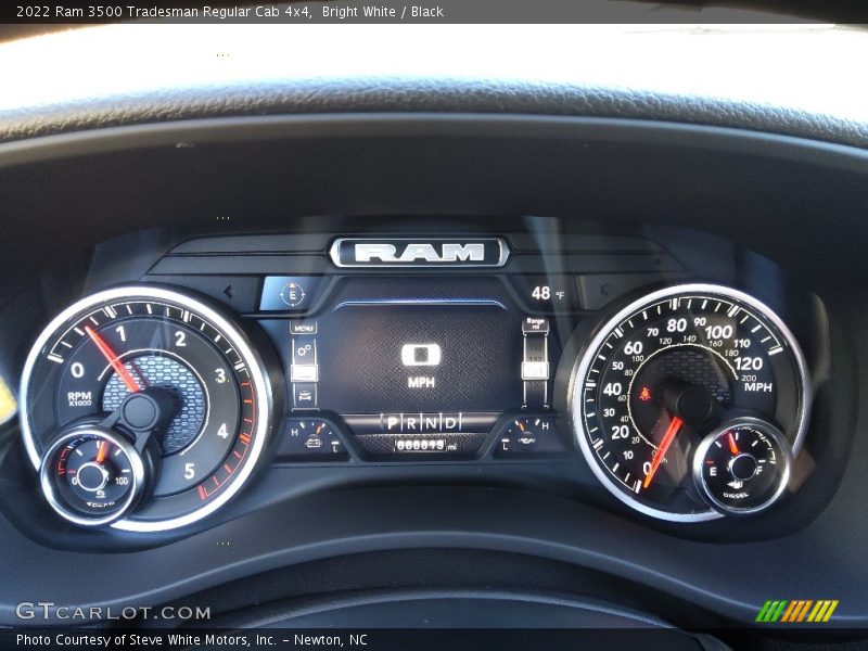 Bright White / Black 2022 Ram 3500 Tradesman Regular Cab 4x4