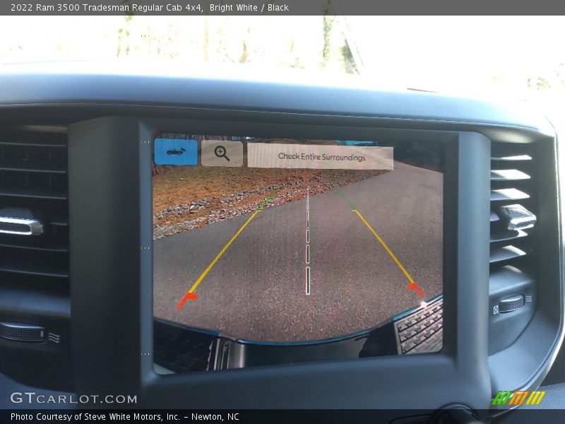 Bright White / Black 2022 Ram 3500 Tradesman Regular Cab 4x4