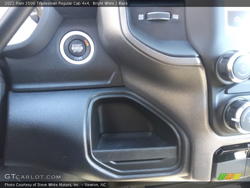 Bright White / Black 2022 Ram 3500 Tradesman Regular Cab 4x4