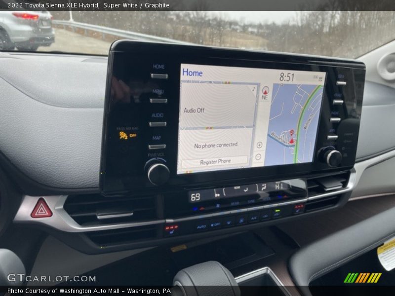 Super White / Graphite 2022 Toyota Sienna XLE Hybrid