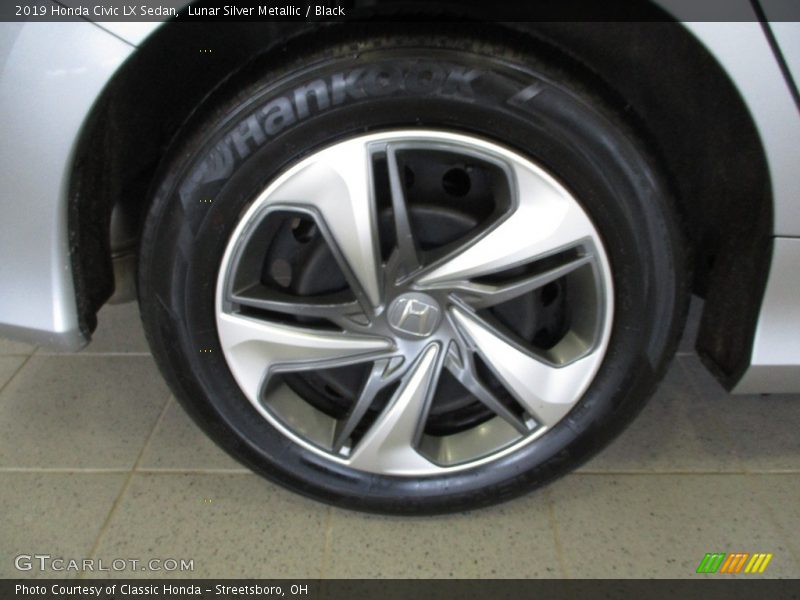 Lunar Silver Metallic / Black 2019 Honda Civic LX Sedan