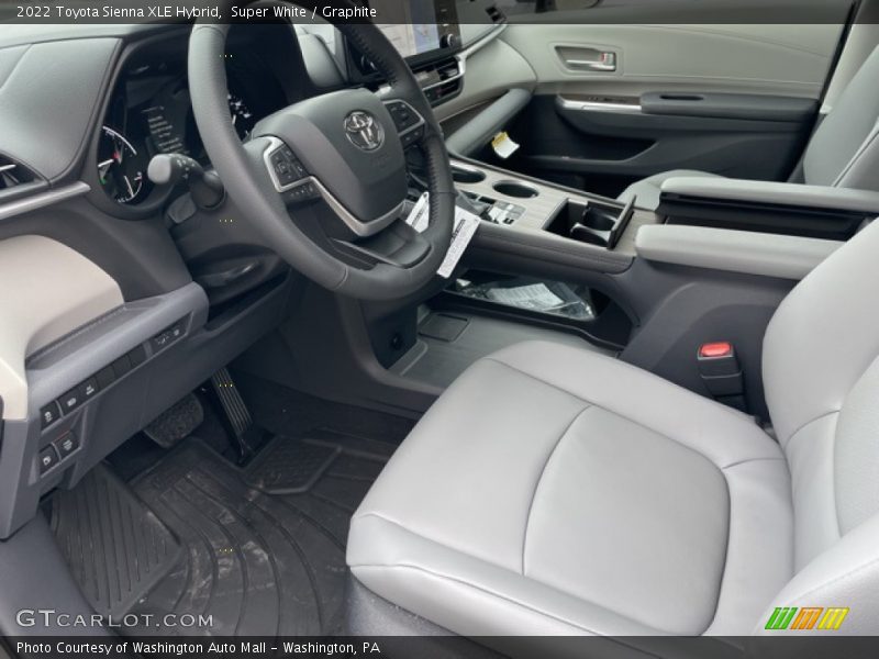 Super White / Graphite 2022 Toyota Sienna XLE Hybrid