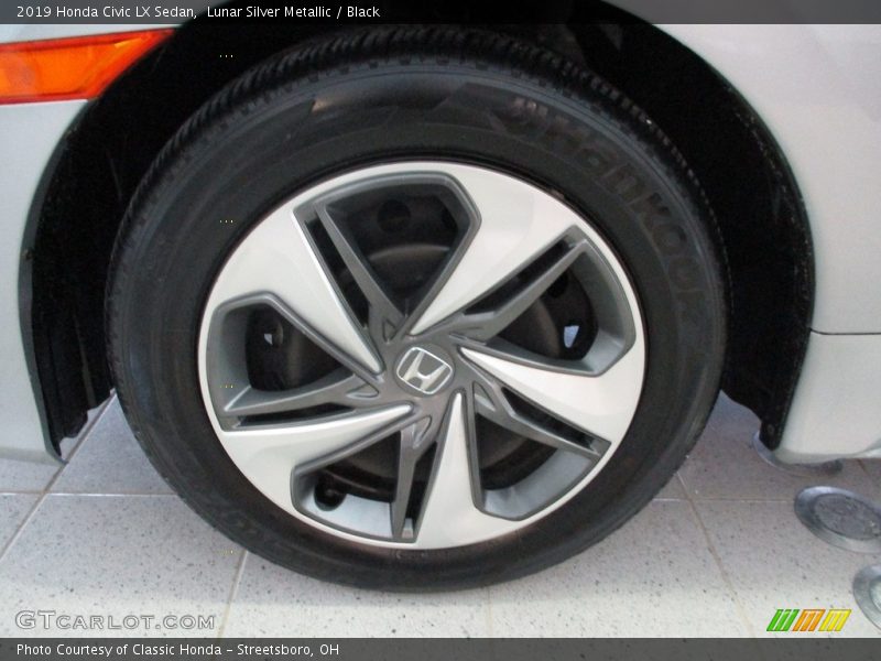 Lunar Silver Metallic / Black 2019 Honda Civic LX Sedan