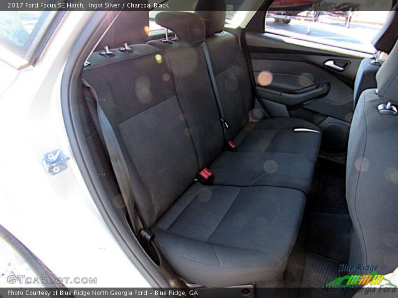 Ingot Silver / Charcoal Black 2017 Ford Focus SE Hatch