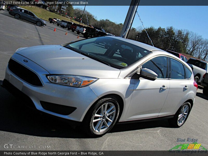 Ingot Silver / Charcoal Black 2017 Ford Focus SE Hatch