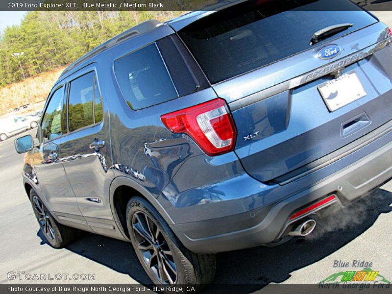 Blue Metallic / Medium Black 2019 Ford Explorer XLT