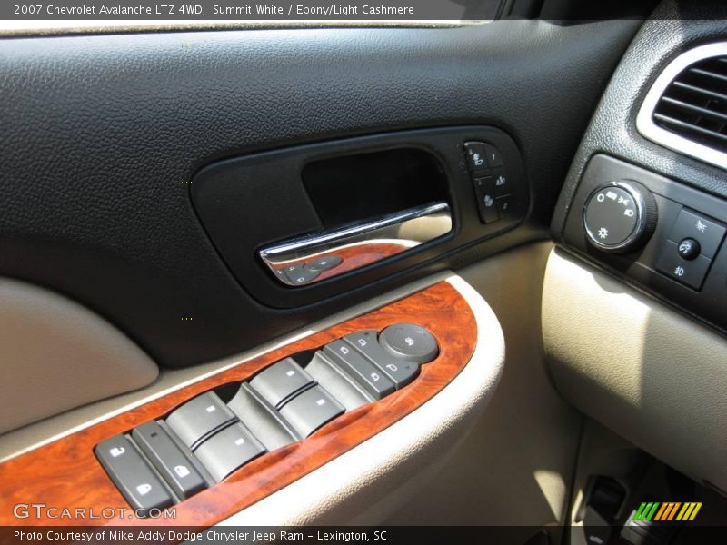 Summit White / Ebony/Light Cashmere 2007 Chevrolet Avalanche LTZ 4WD