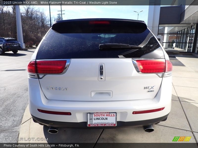White Platinum Metallic Tri-Coat / Medium Light Stone 2015 Lincoln MKX AWD