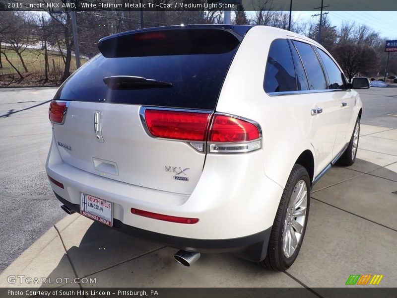 White Platinum Metallic Tri-Coat / Medium Light Stone 2015 Lincoln MKX AWD