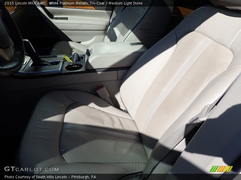 White Platinum Metallic Tri-Coat / Medium Light Stone 2015 Lincoln MKX AWD