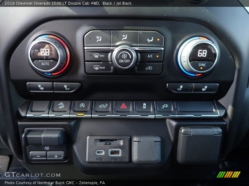 Black / Jet Black 2019 Chevrolet Silverado 1500 LT Double Cab 4WD